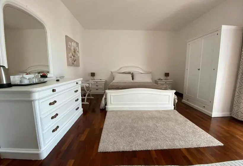 Quarto Deluxe com Balcão, Il Pagio