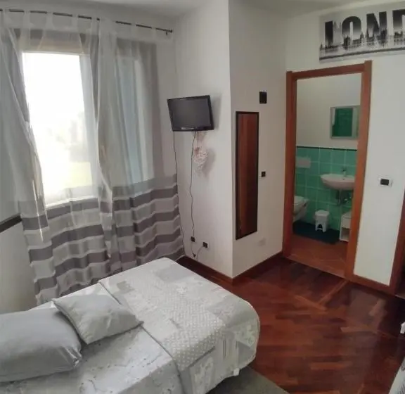 Quarto standart individual, Il Pagio
