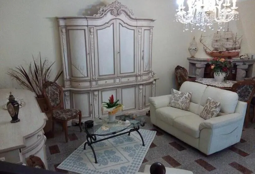 デラックスルーム, Bed And Breakfast Li Paduli Alvi