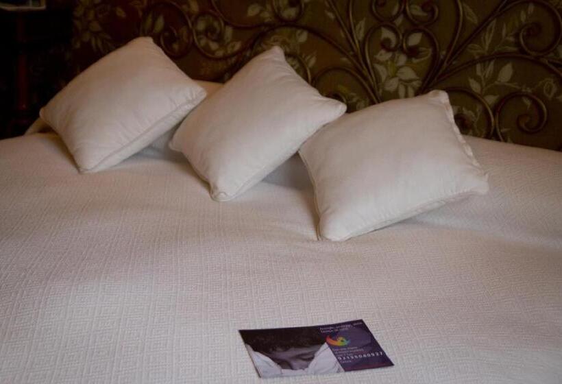 جناح مزود بتراس, Locanda Dei Buoni E Cattivi