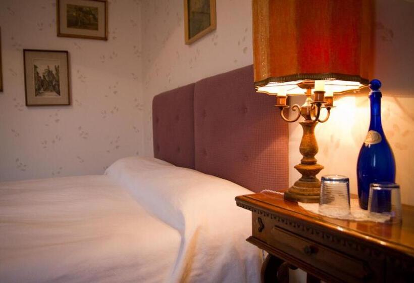 غرفة قياسية, Locanda Dei Buoni E Cattivi