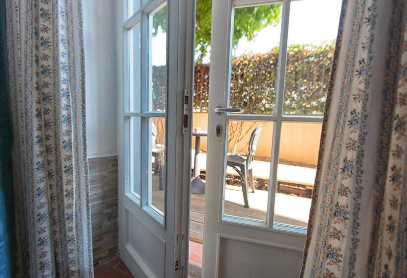 اتاق استاندارد با چشم‌انداز باغ, Magnolia Comfort & Rooms