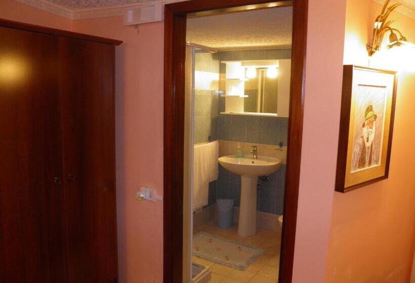 4인용 스탠다드 룸, Parco Delle Tre Fontane