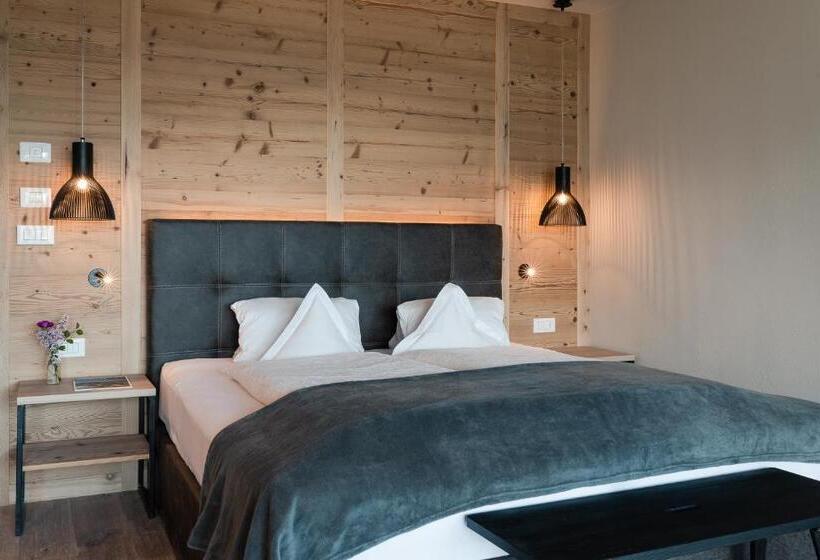 발코니 디럭스 룸, Alpenrose