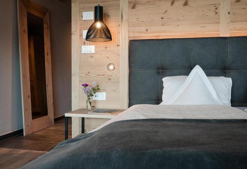 디럭스 패밀리 룸, Alpenrose