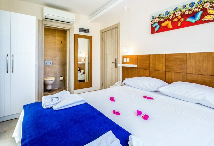 חדר דלוקס צדדי נוף לים, Kas Artemis