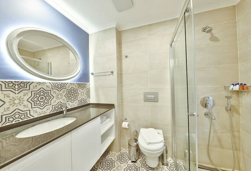 חדר דלוקס צדדי נוף לים, Kas Artemis