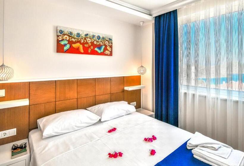 חדר דלוקס צדדי נוף לים, Kas Artemis