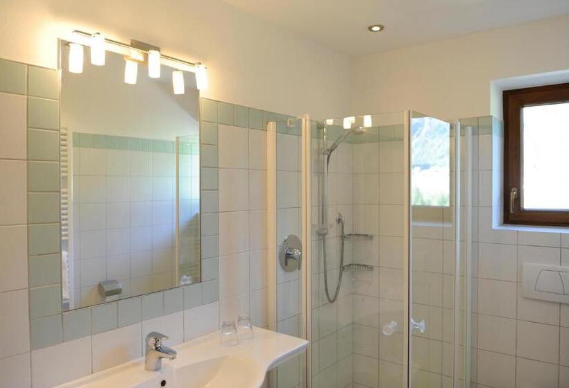 Семейный Номер, Sport Robert