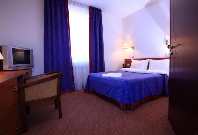 اتاق استاندارد, Tengri