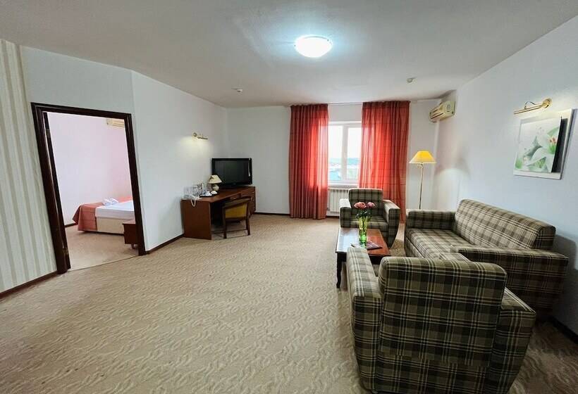 آپارتمان 1 خوابه, Tengri