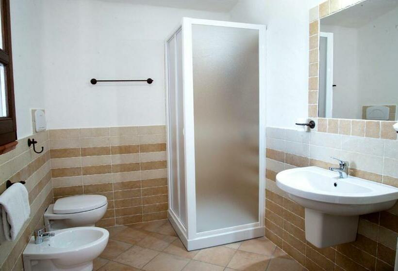 غرفة قياسية مزوَّدة بشُرفة, Turismo Rurale Belvedere Pradonos