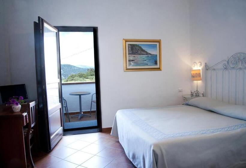 اتاق استاندارد با بالکن, Turismo Rurale Belvedere Pradonos