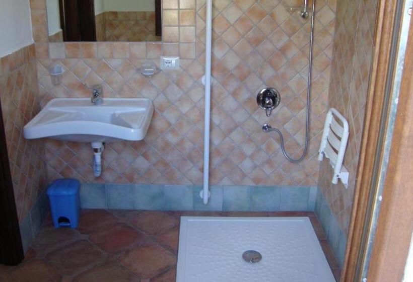 غرفة قياسية مطلّة علي الحديقة, Turismo Rurale Belvedere Pradonos