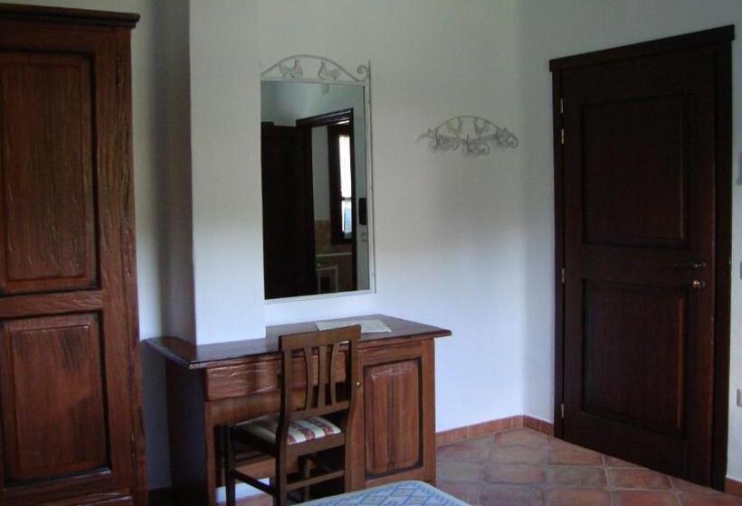 غرفة قياسية مطلّة علي الحديقة, Turismo Rurale Belvedere Pradonos