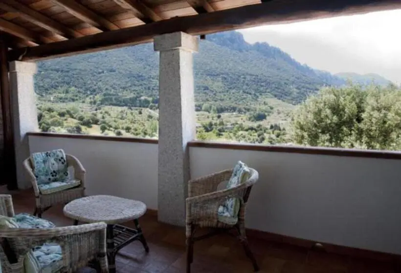 Economy Quadruple Room, Turismo Rurale Belvedere Pradonos
