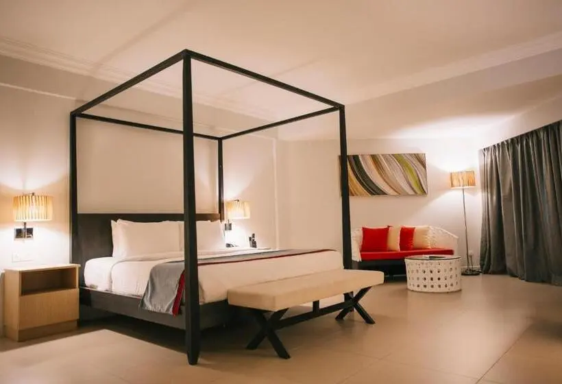 プールの見えるデラックスルーム, Sand & Sandals Desaru Beach Resort & Spa