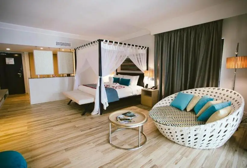 オーシャンビューデラックスルーム, Sand & Sandals Desaru Beach Resort & Spa