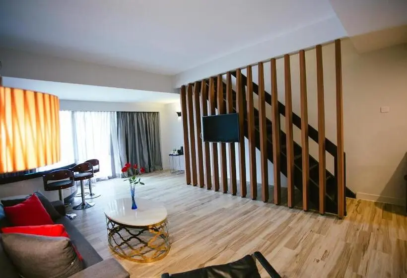 スイート, Sand & Sandals Desaru Beach Resort & Spa