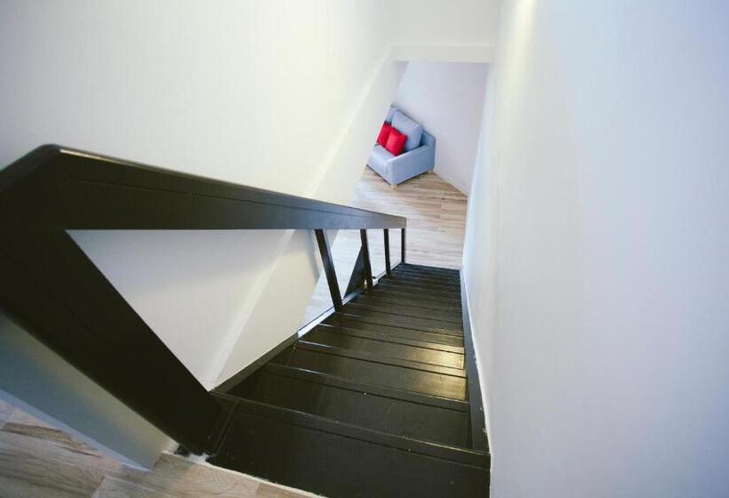 غرفة عائلية مطلّة علي الحديقة, Sand & Sandals Desaru Beach Resort & Spa