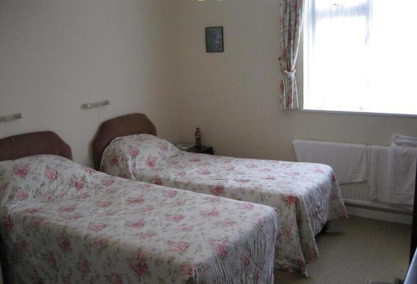 Номер Стандарт, Ashley Court Hotel