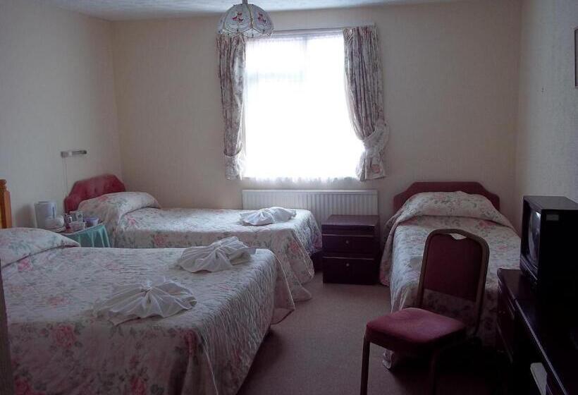 Family Suite, Ashley Court Hotel