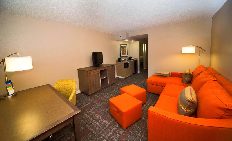 Полулюкс, Ac Hotel By Marriott Santa Fe