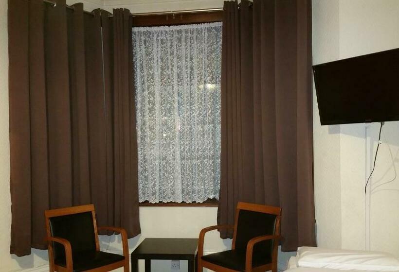 اتاق استاندارد با سرویس بهداشتی مشترک, Best Inn