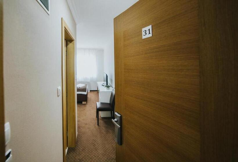 اتاق استاندارد یک نفره, Brcko Gas Doboj