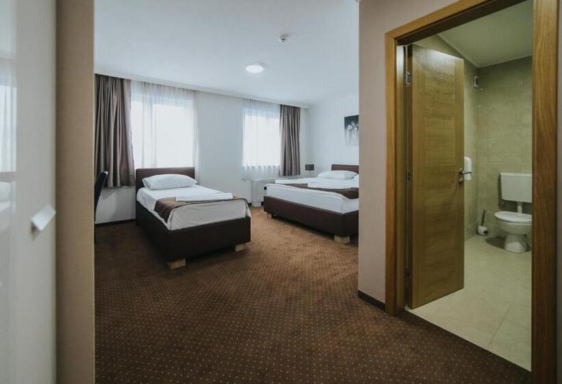 اتاق استاندارد سه نفره, Brcko Gas Doboj