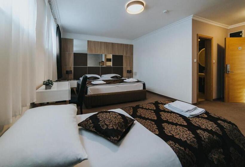 اتاق استاندارد سه نفره, Brcko Gas Doboj