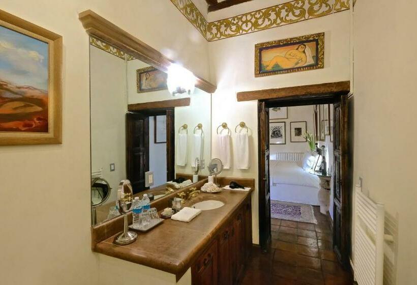 اتاق استاندارد با تخت بزرگ, Casa De La Real Aduana Boutique