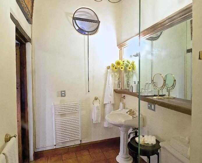 اتاق استاندارد با تخت بزرگ, Casa De La Real Aduana Boutique