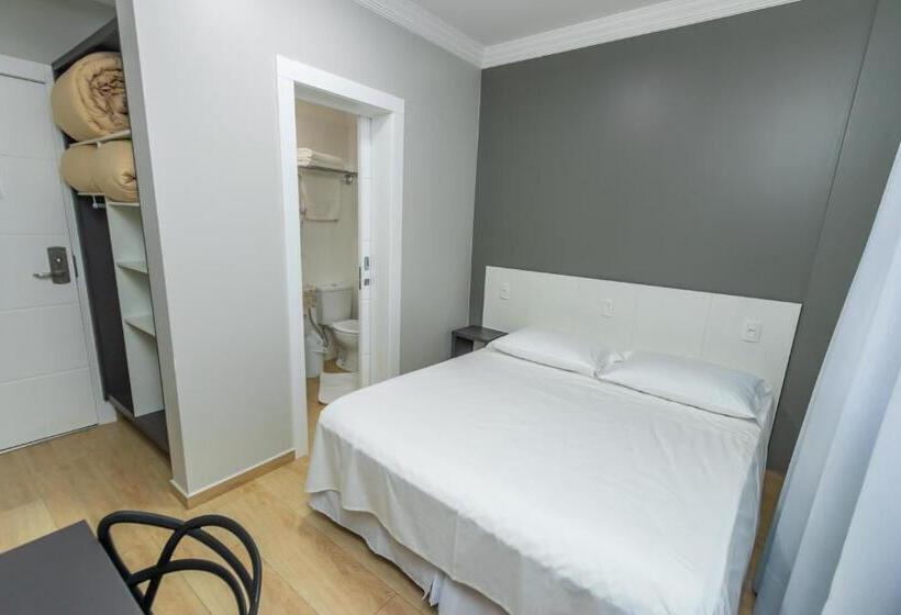 חדר סופריור, Caxias Thermas