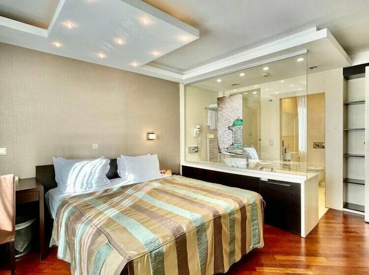 اتاق لوکس, City Boutique