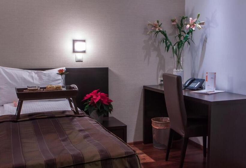 اتاق لوکس, City Boutique