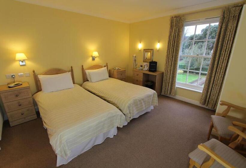 غرفة قياسية, Hunters Moon