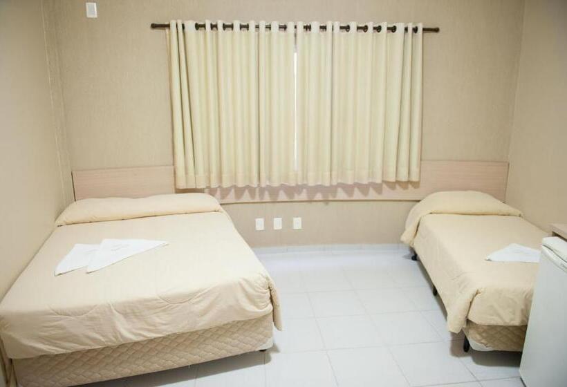 豪华单人间, Italian Palace