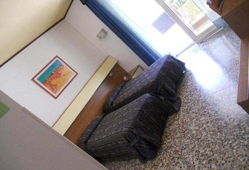 חדר סטנדרט, Bluecolors