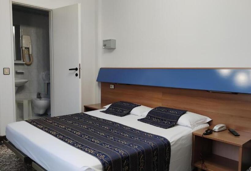 חדר סטנדרט, Bluecolors