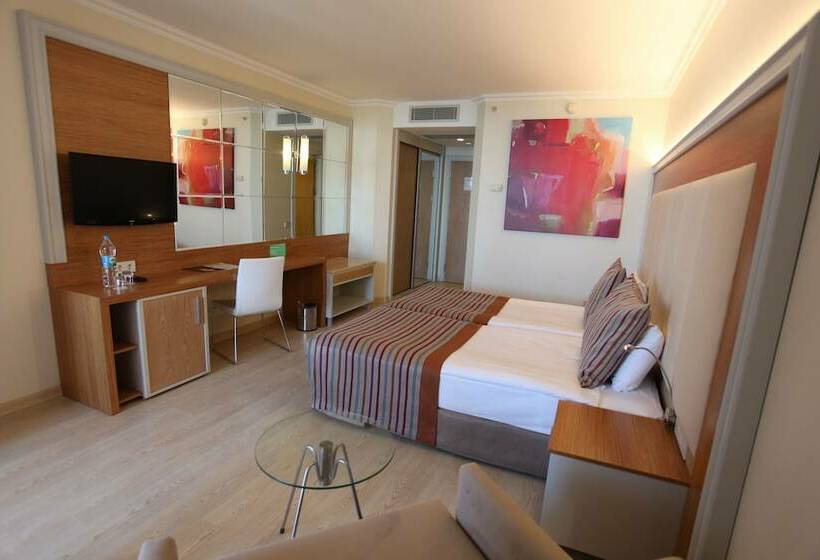 اتاق استاندارد, Aqi Pegasos Resort