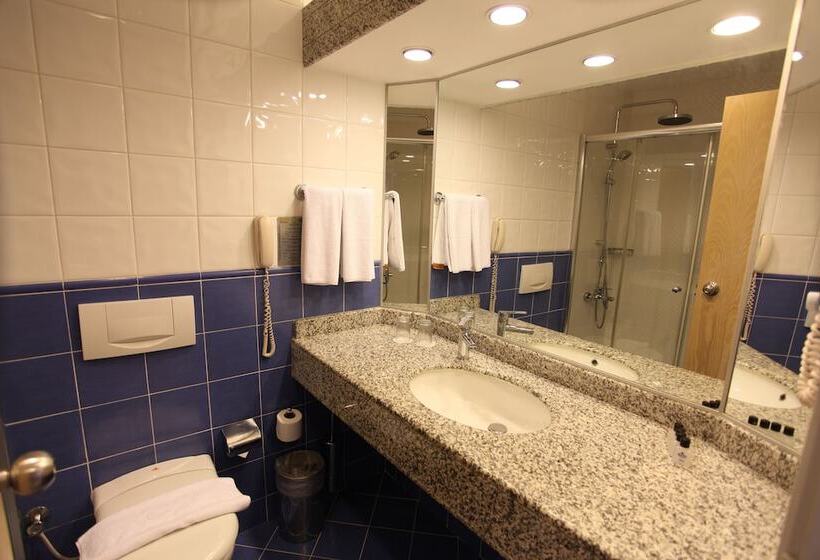 패밀리 룸, Aqi Pegasos Resort