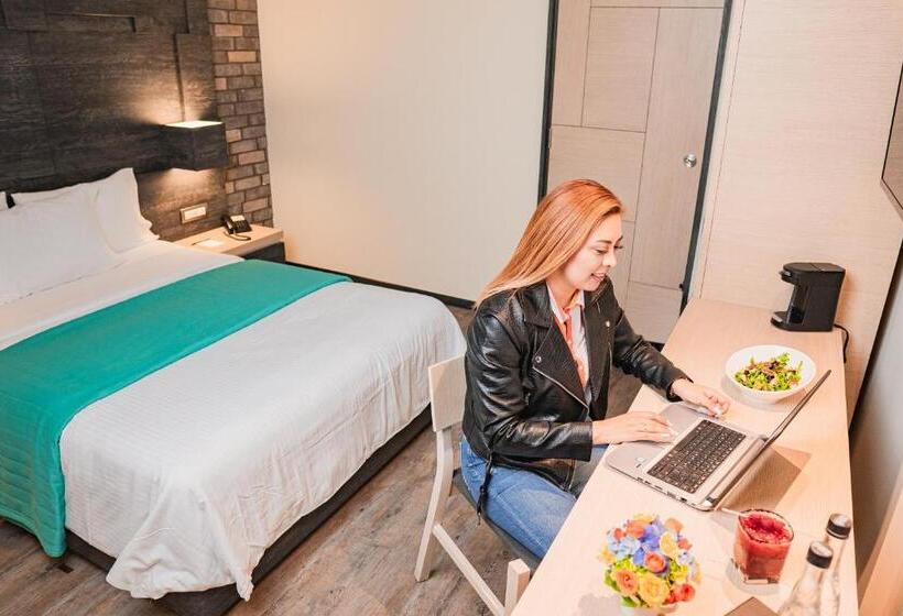 Номер Deluxe, Punto Mx