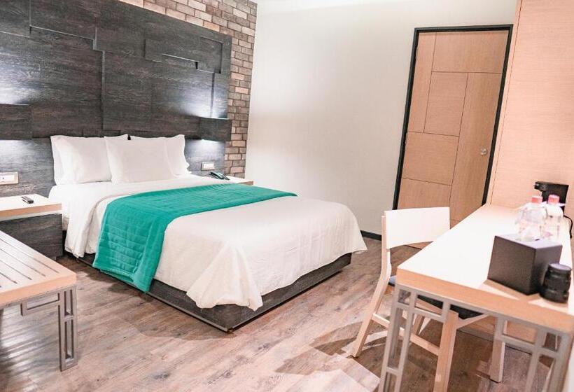 Номер Deluxe, Punto Mx