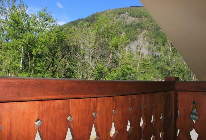 Номер Стандарт с Балконом, Shatush