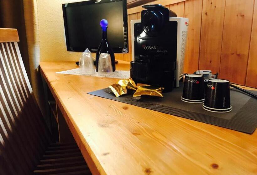 Номер Стандарт с Балконом, Shatush