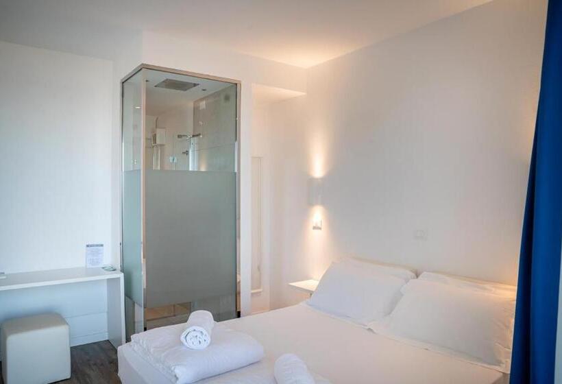 Triple Room Sea View, Stellamare