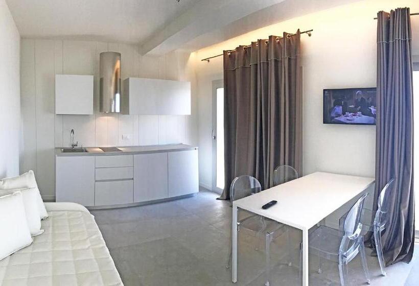 キングサイズベッドのスイートルーム, Stellamare