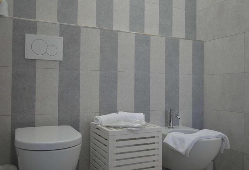 ジュニアスイート, Stellamare