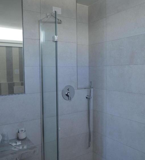 ジュニアスイート, Stellamare